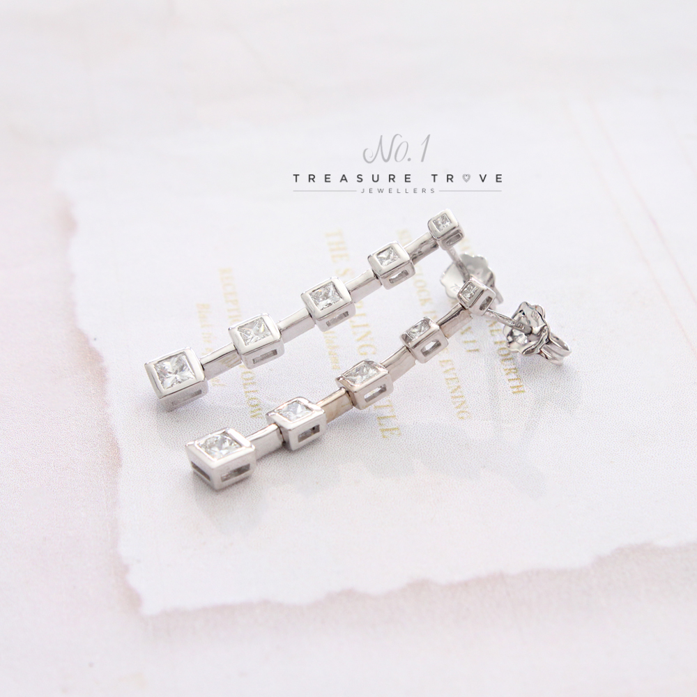 PH23561 SM (E) TT